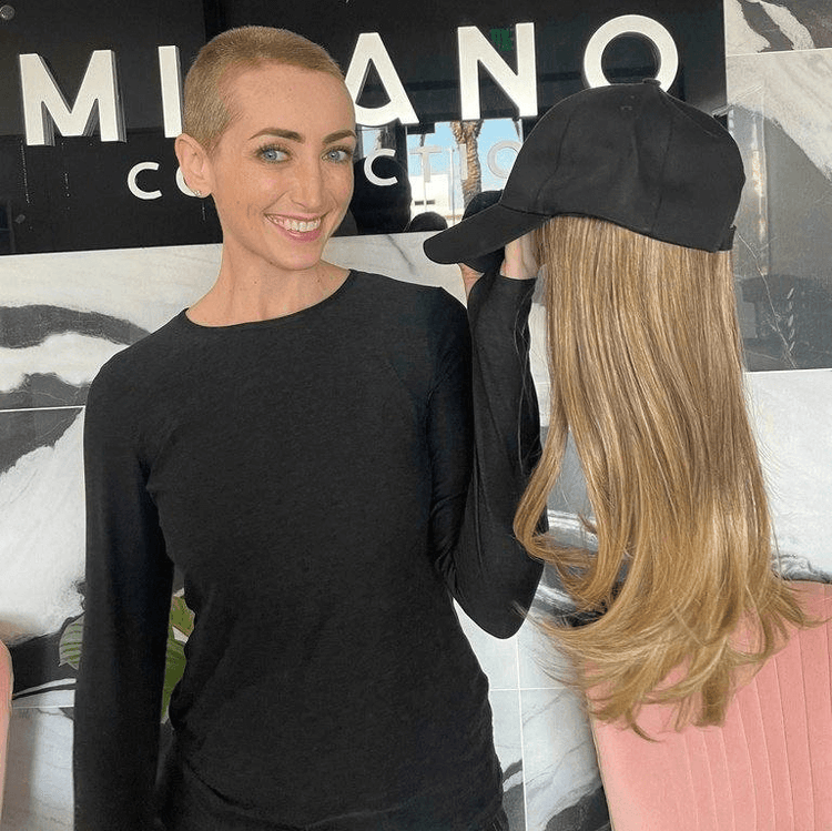 Chic Hat with Hair Blond Ombre