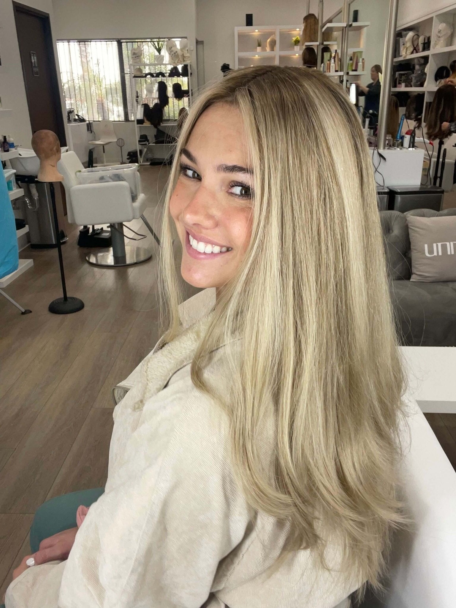 26" Amber Silk Top Wig Platinum Blonde w/ Reverse Balayage