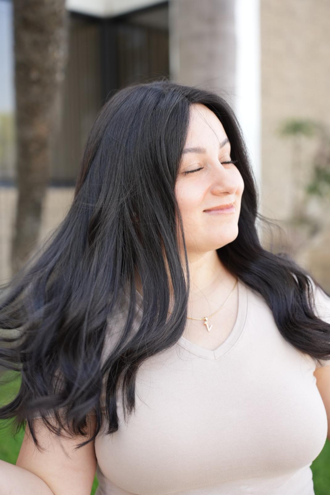 20" Divine Luxe Lace Top Wig #1B Black