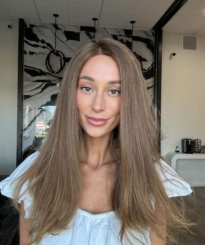 20" Divine Luxe Lace Top Wig #10 Neutral Light Brown