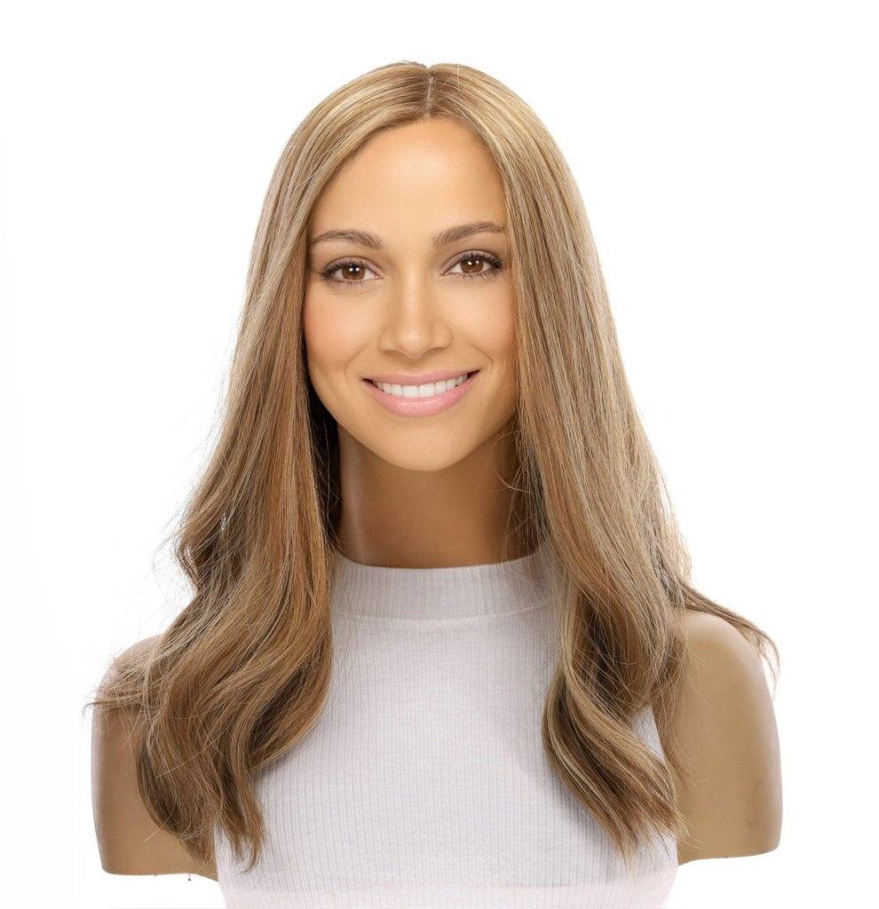 19" Nicole Silk Top Wig Medium Blonde