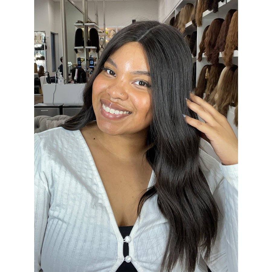20" Divine Lace Top Wig Neutral Black