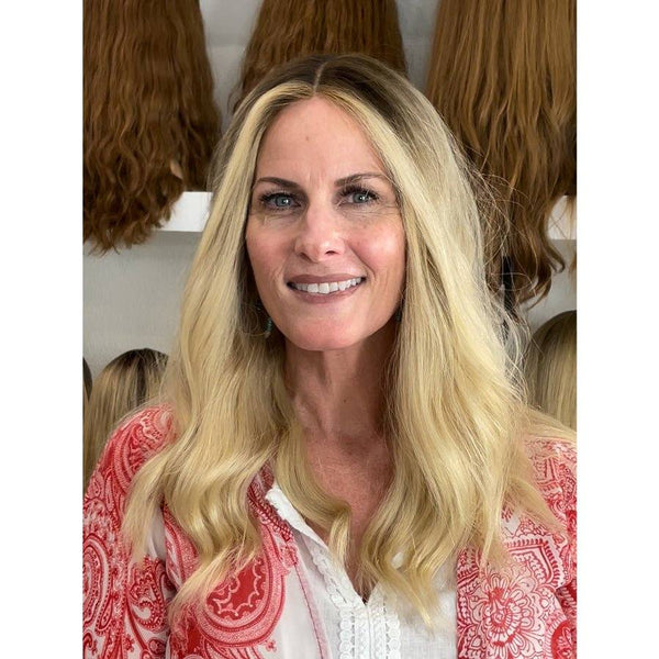 20" Divine Lace Top Wig Platinum Blonde w/ Reverse Balayage