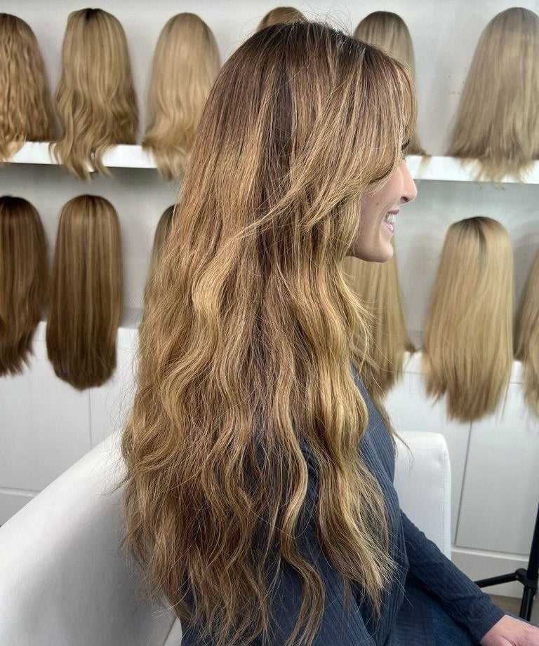 24" Divine Lace Top Wig Medium Blonde With Reverse Balayage Wavy