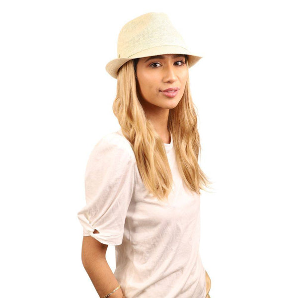 20" HatFall Wig Golden Blonde